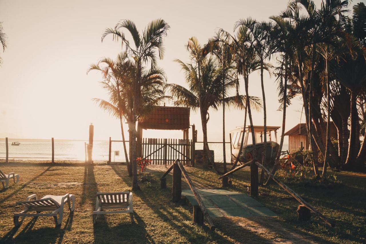 A Ilha Verde Hotel Pousada Na Praia Ilha do Mel Eksteriør billede