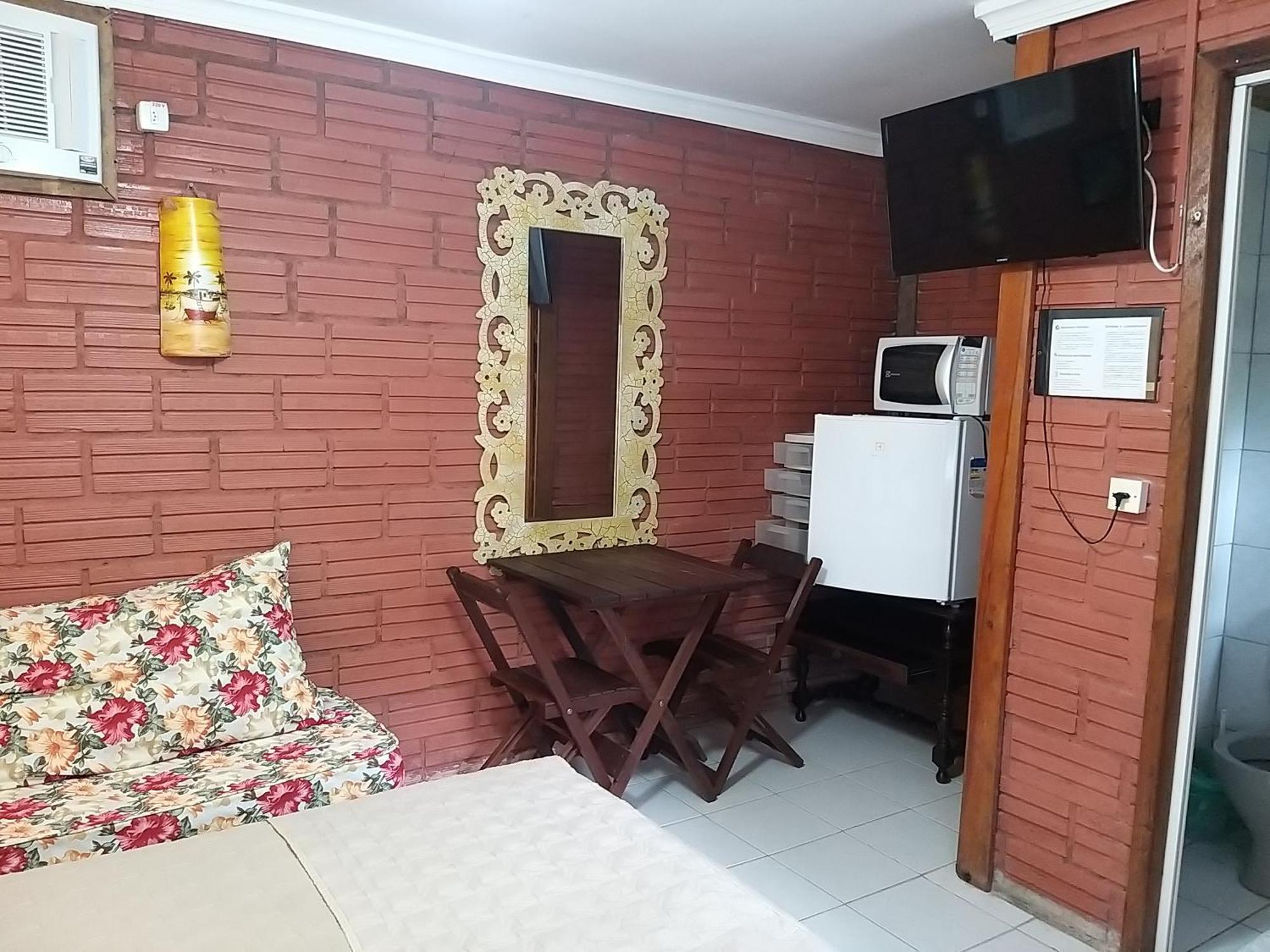 A Ilha Verde Hotel Pousada Na Praia Ilha do Mel Eksteriør billede