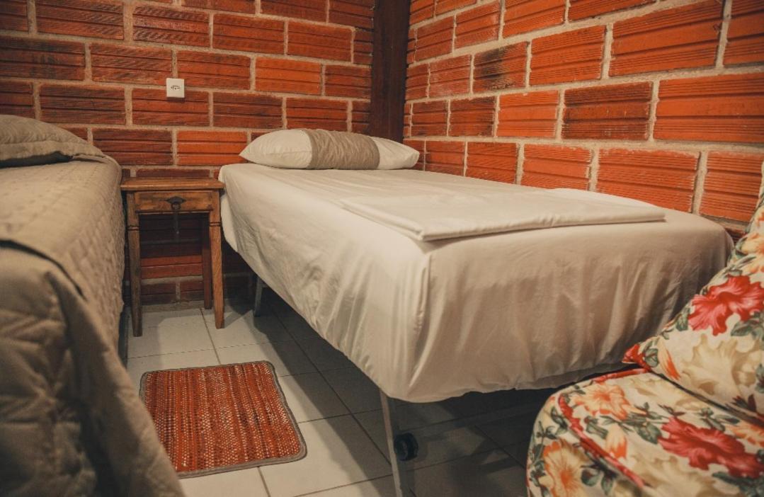 A Ilha Verde Hotel Pousada Na Praia Ilha do Mel Eksteriør billede